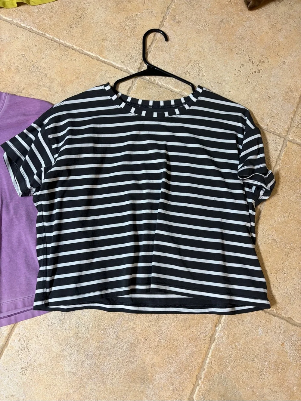 Lululemon cates tee bundle Sz 6 euc